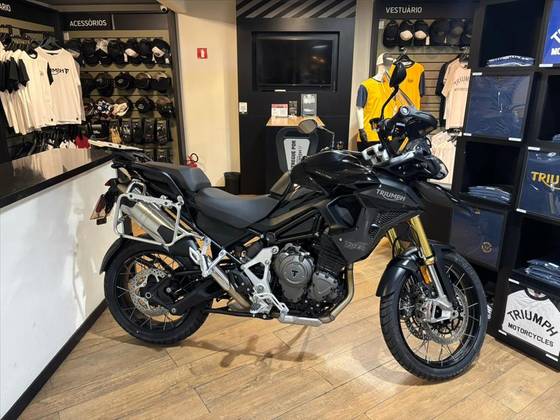 TRIUMPH TIGER 1200 RALLY BLACK EDITION 